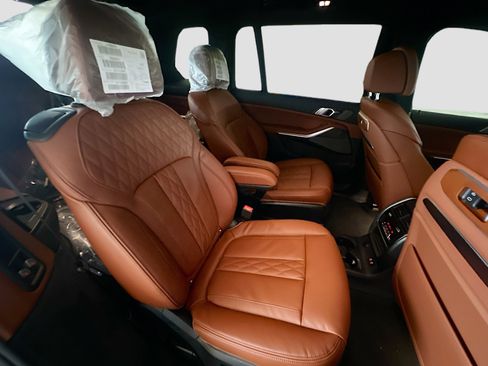 New 2026 BMW X7 xDrive40i w/ M Sport Package image 21