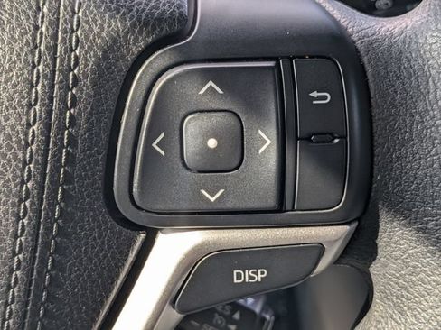 Used 2017 Toyota Sienna LE FWD image 25