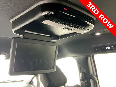 Used 2020 Chrysler Pacifica Touring w/ S Appearance Package image 24