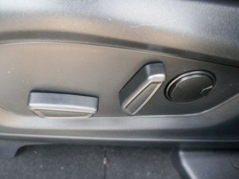 New 2026 Ford Explorer ST-Line w/ ST-Line Street Pack image 15