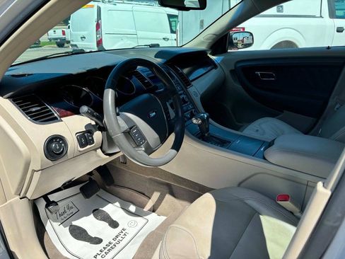 Used 2010 Ford Taurus SEL FWD image 7