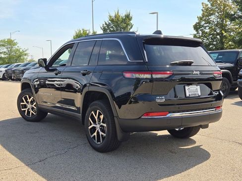 New 2025 Jeep Grand Cherokee Limited w/ MOPAR Finishing Package image 15