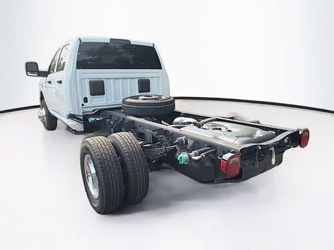 New 2026 RAM 3500 Tradesman w/ Chrome Appearance Group A AWD/4WD image 5