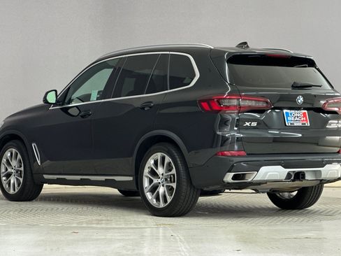 Certified 2023 BMW X5 xDrive40i w/ Premium Package AWD/4WD image 3
