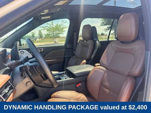 Used 2024 Lincoln Aviator Reserve w/ Equipment Group 201A AWD/4WD image 6