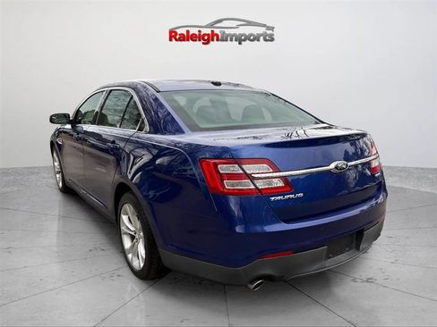 Used 2013 Ford Taurus SEL FWD image 9
