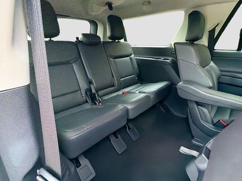 Used 2025 Ford Expedition Max Active AWD/4WD image 22