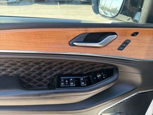 Used 2025 Jeep Grand Cherokee Summit AWD/4WD image 26