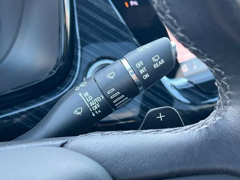 Certified 2025 Cadillac XT6 Premium Luxury image 39