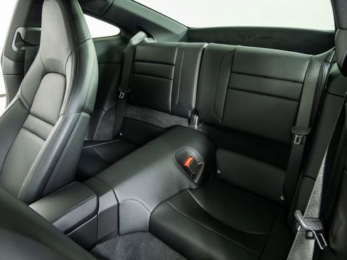 Used 2024 Porsche 911 Carrera image 16