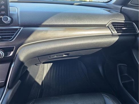 Used 2019 Honda Accord Sport image 24