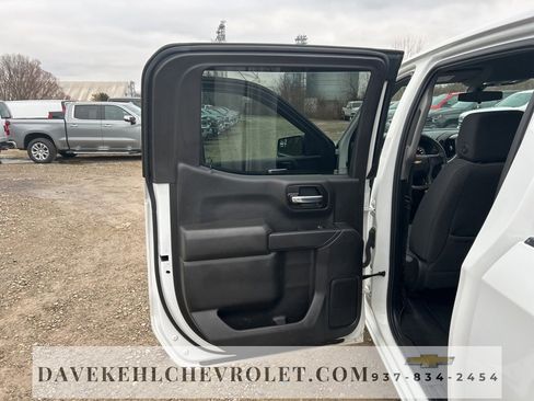 Used 2022 Chevrolet Silverado 1500 Custom image 11