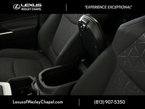 Used 2023 Toyota RAV4 AWD Hybrid image 32