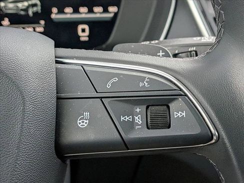 Certified 2023 Audi Q5 2.0T Premium Plus w/ Premium Plus Package image 14