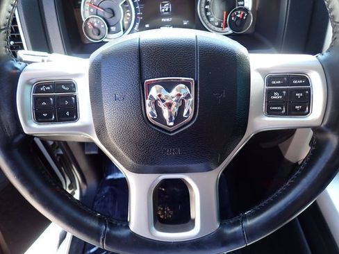 Used 2016 RAM 1500 Laramie w/ Convenience Group AWD/4WD image 19