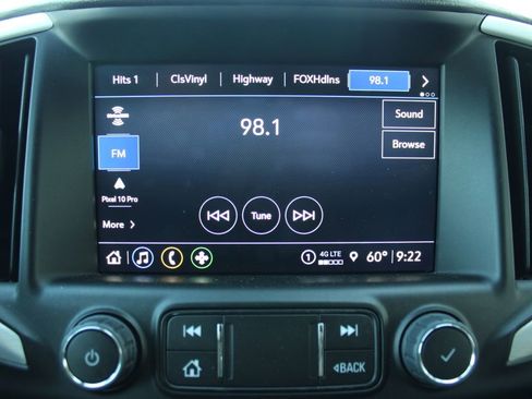 Used 2023 GMC Terrain SLT AWD/4WD image 18