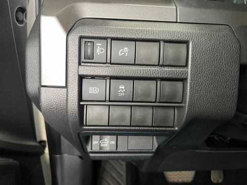 Used 2026 Toyota Tacoma SR5 AWD/4WD image 14