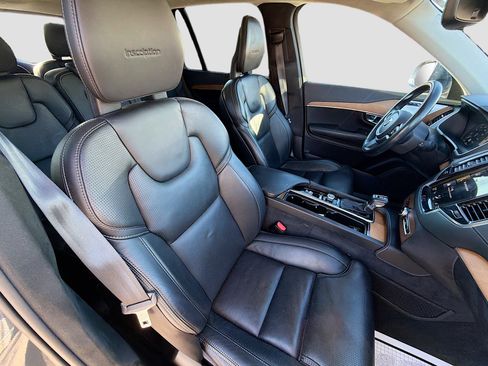 Used 2020 Volvo XC90 T6 Inscription w/ Protection Package Premier image 14