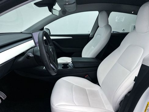 Used 2022 Tesla Model Y Performance AWD/4WD image 18