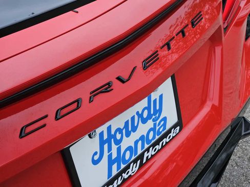 Used 2022 Chevrolet Corvette Stingray Premium Cpe RWD image 12