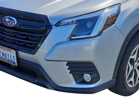 Used 2022 Subaru Forester Premium w/ Popular Package #1 image 9