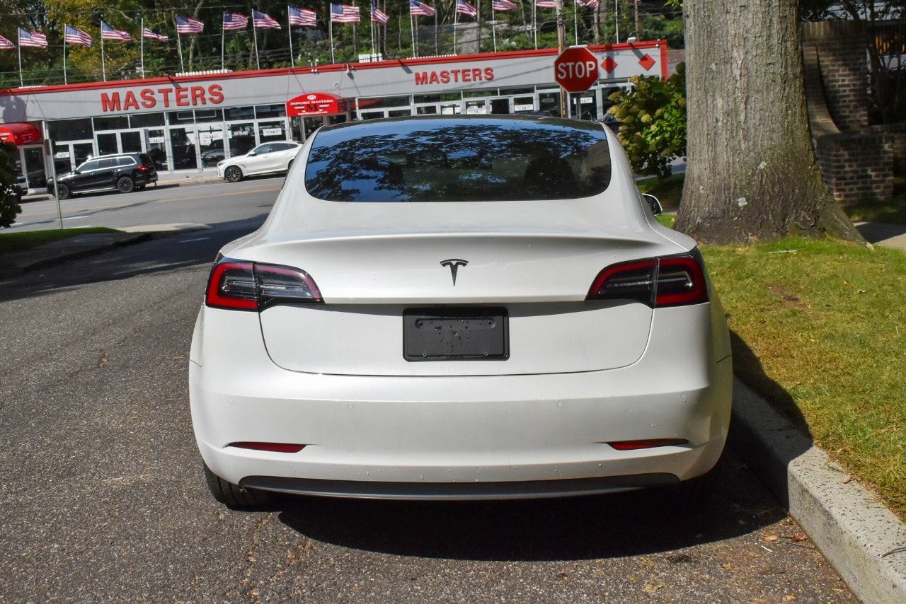 Used 2020 Tesla Model 3 Standard Range Plus RWD image 6