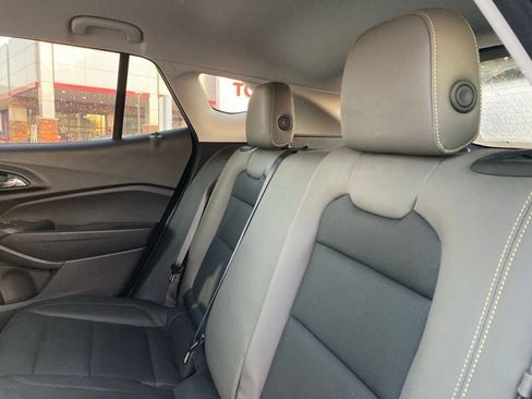 Used 2025 Chevrolet Trax ACTIV w/ Driver Confidence Package FWD image 10