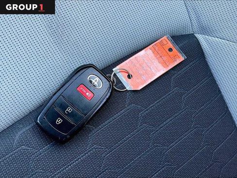 Certified 2024 Toyota Corolla SE w/ SE Package image 15