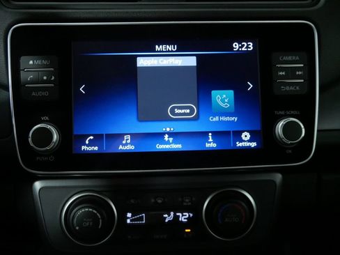 Used 2025 Nissan Leaf S FWD image 29