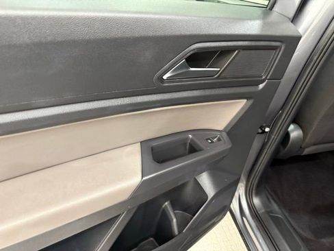 Used 2021 Volkswagen Atlas S image 15