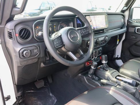 New 2027 Jeep Wrangler Unlimited Rubicon AWD/4WD image 3