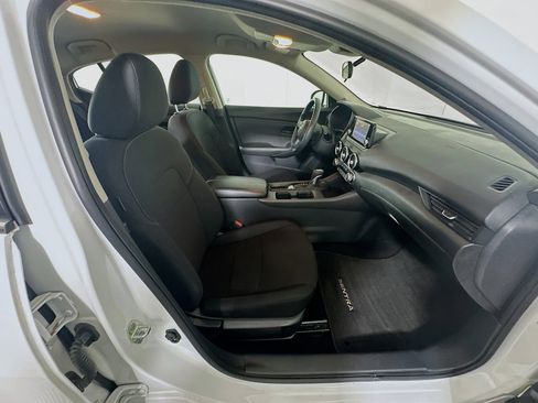 Used 2024 Nissan Sentra S FWD image 30