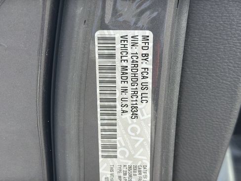 Used 2024 Dodge Durango GT RWD image 37