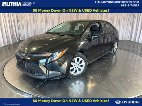 Used 2021 Toyota Corolla LE FWD image 1