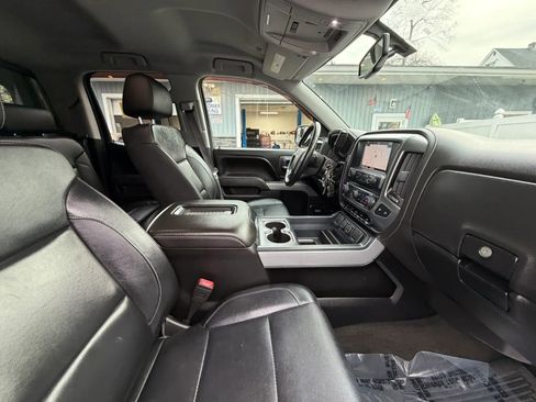 Used 2016 Chevrolet Silverado 1500 LTZ Z71 w/ LTZ Plus Package image 17