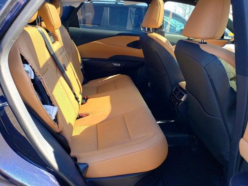 Used 2026 Lexus RX 350 w/ Convenience Package image 7