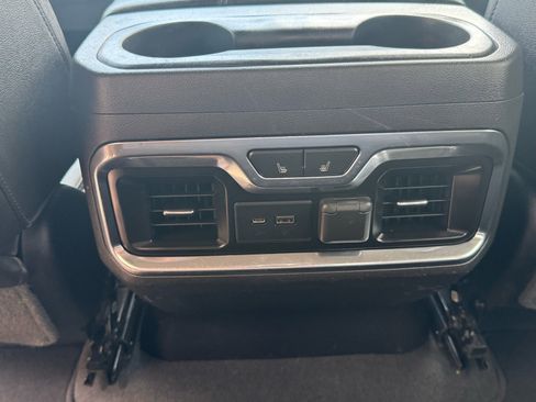 Used 2019 GMC Sierra 1500 SLT RWD image 28