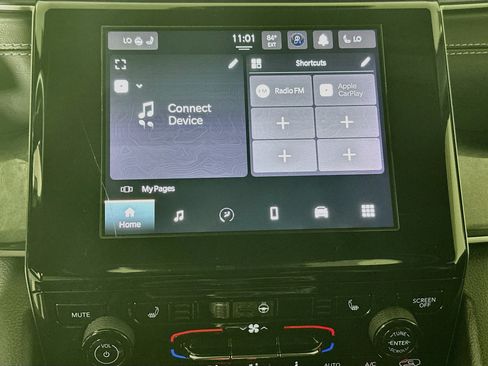 Used 2023 Jeep Grand Cherokee Altitude RWD image 24