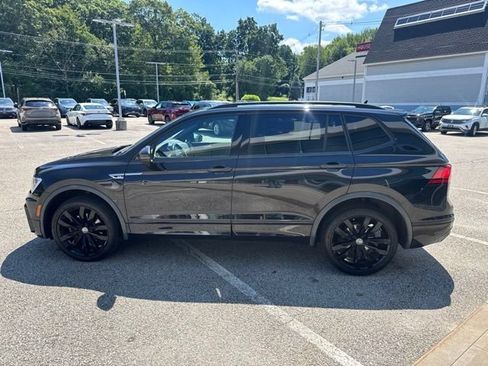 Used 2020 Volkswagen Tiguan SE R-Line AWD/4WD image 6