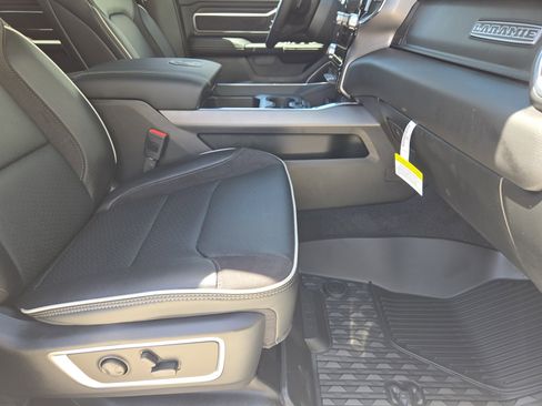 New 2026 RAM 1500 Laramie AWD/4WD image 12