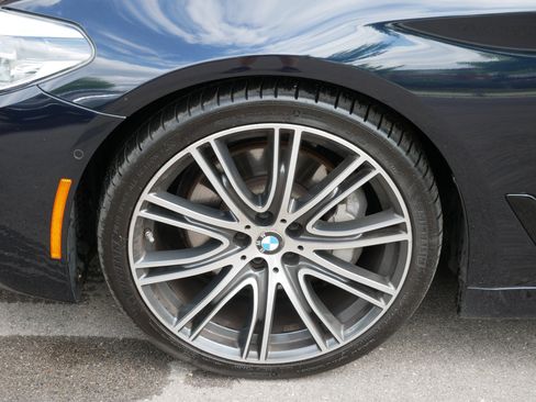 Used 2019 BMW 540i xDrive AWD/4WD image 4
