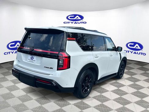 Used 2025 Nissan Armada PRO-4X w/ Pro-4X Premium Package AWD/4WD image 4