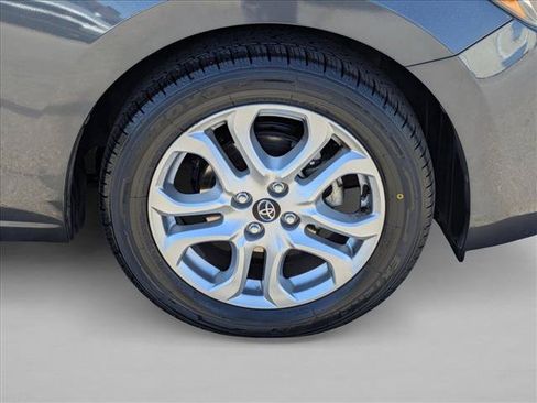 Used 2018 Toyota Yaris iA FWD image 23