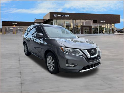 Used 2018 Nissan Rogue SV FWD image 7