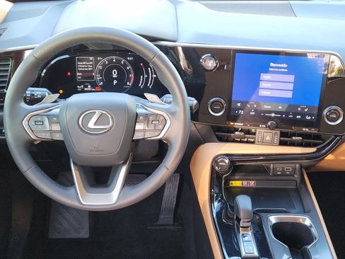 Used 2024 Lexus NX 250 FWD w/ Premium Package image 35