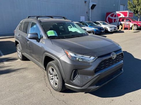 Used 2024 Toyota RAV4 LE AWD/4WD image 2