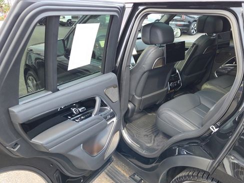 Certified 2024 Land Rover Range Rover Autobiography image 15