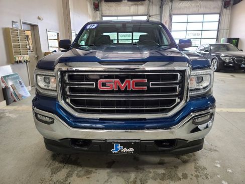 Used 2017 GMC Sierra 1500 SLE w/ SLE Value Package image 3