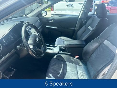 Used 2014 Toyota Camry SE FWD image 9