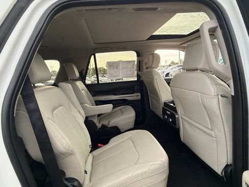Used 2021 Ford Expedition Max Platinum RWD image 15